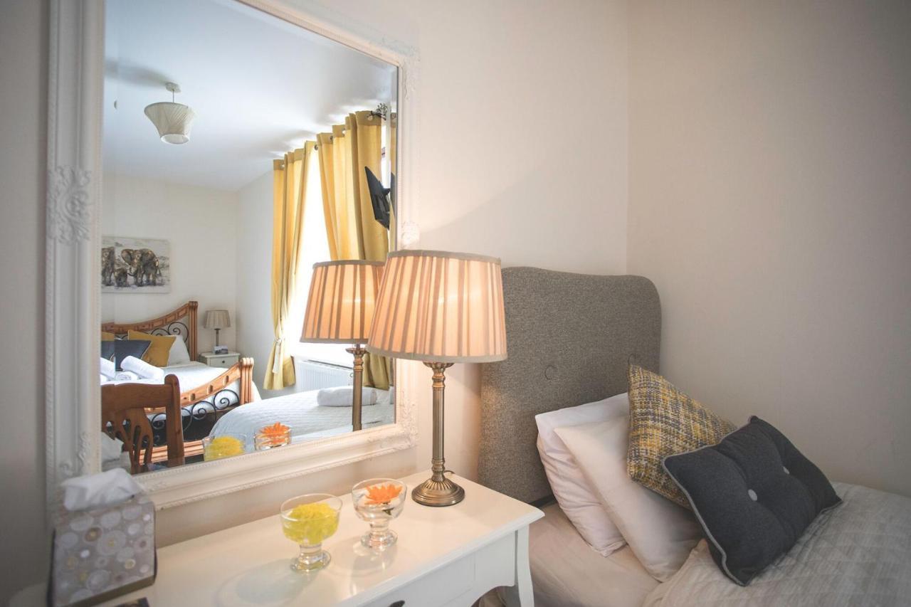 Coach House Lodge Rooms Lahinch Eksteriør billede